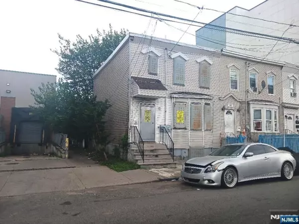 Newark, NJ 07103,648 11th ST