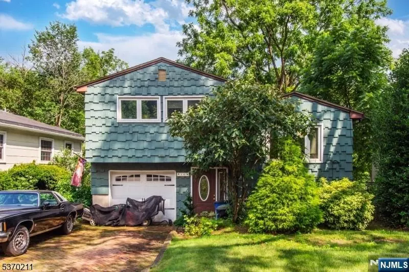 Denville Township, NJ 07834,10 Riverside DR