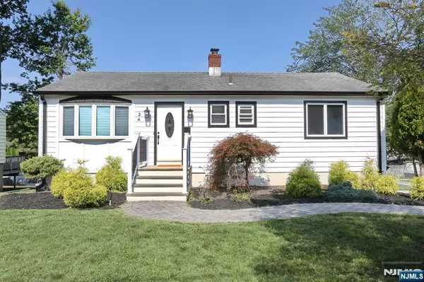 Emerson, NJ 07630,24 Summer ST