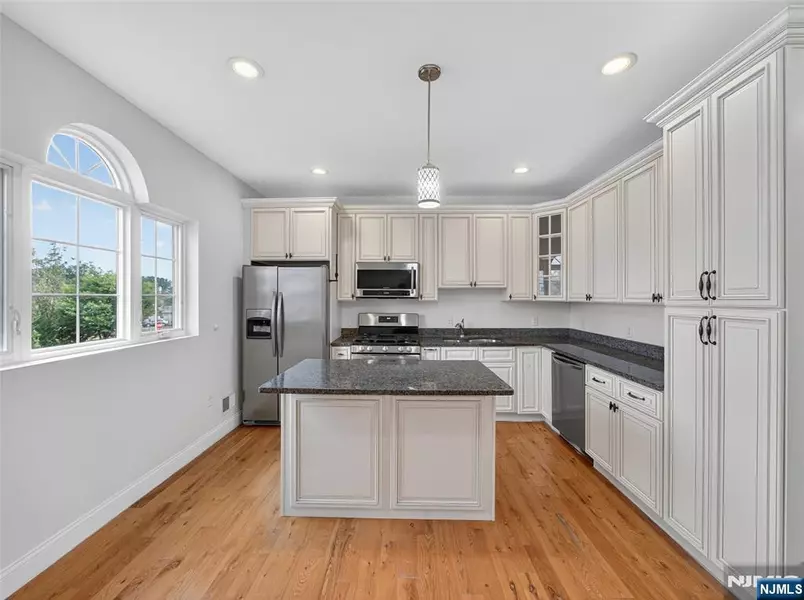 524 Harrison AVE #7, Lodi, NJ 07644