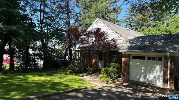 Englewood, NJ 07631,384 Audubon RD