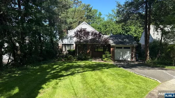 Englewood, NJ 07631,384 Audubon RD