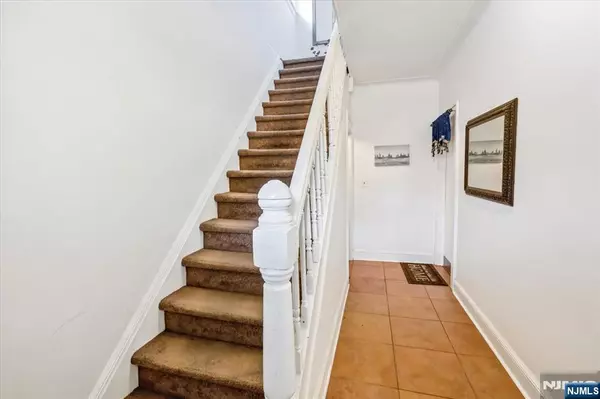 Elmwood Park, NJ 07407,50 Van Riper AVE