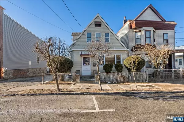 2025 45th ST, North Bergen, NJ 07047