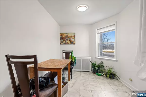 North Bergen, NJ 07047,2025 45th ST
