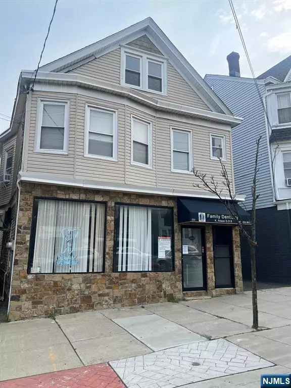222 Haledon AVE, Prospect Park, NJ 07508