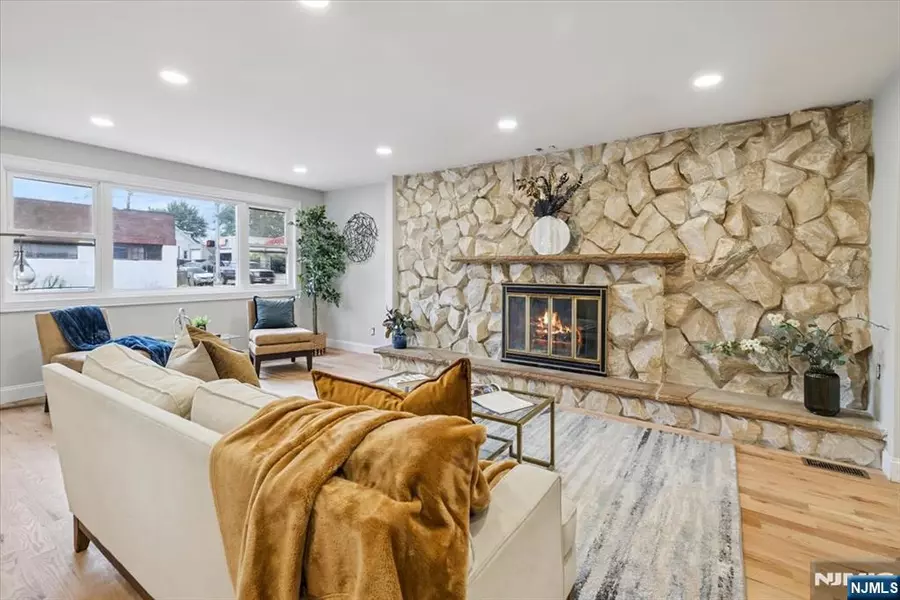 228 Oakwood AVE, Kearny, NJ 07032