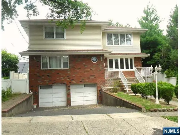 767 Clark AVE, Ridgefield, NJ 07657
