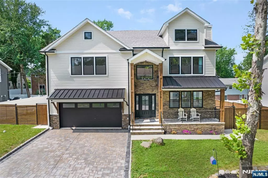 Roseland, NJ 07068,76 Glen AVE