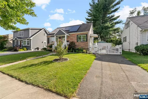 Clifton, NJ 07013,39 Melody Hill RD