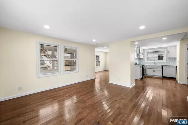 Bloomingdale, NJ 07403,20 Ella ST