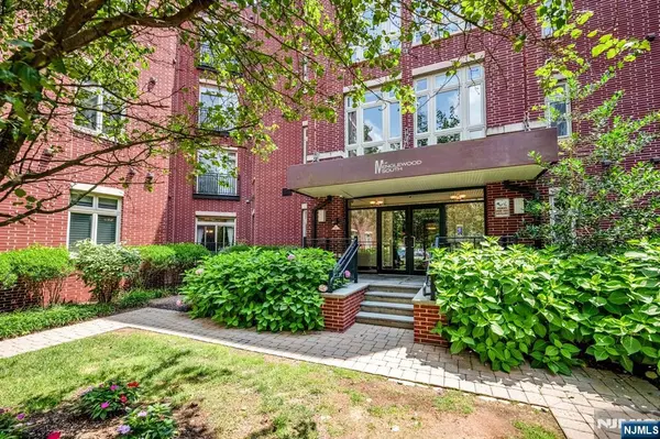 2227 Riverview AVE #227, Englewood, NJ 07631