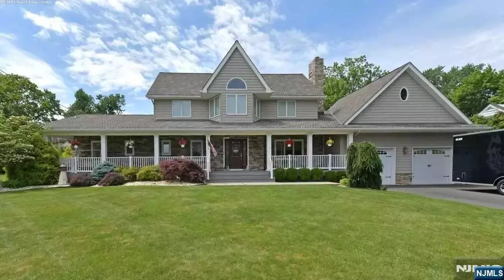 Wayne, NJ 07470,85 Mountain Ridge DR