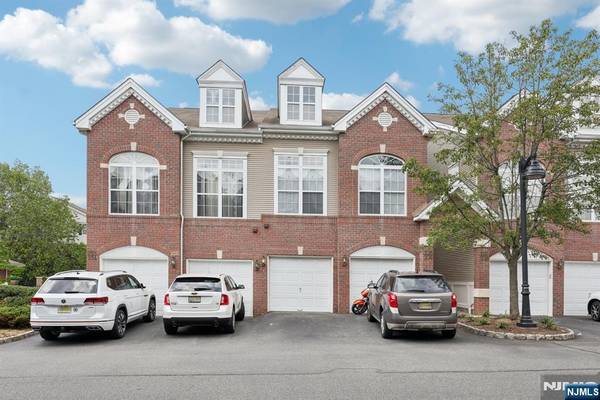 236 Riverwalk WAY #M135, Clifton, NJ 07014