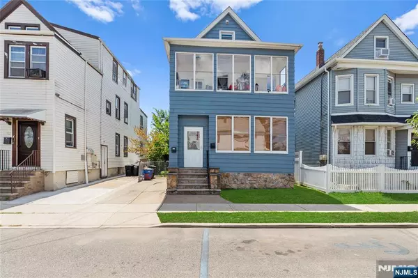50 Grand ST, Garfield, NJ 07026