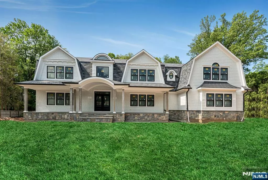 Upper Saddle River, NJ 07458,46 Locust LN