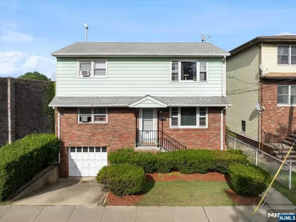 352 Chestnut AVE, South Hackensack, NJ 07606