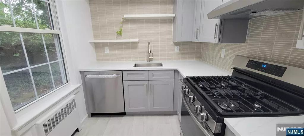 544 Broad AVE #1, Leonia, NJ 07605
