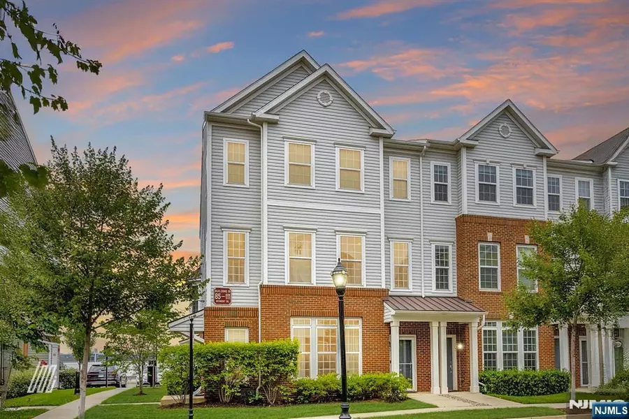 109 Wesmont DR, Wood Ridge, NJ 07075