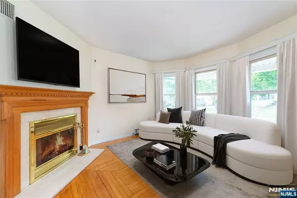 Leonia, NJ 07605,232 Harrison ST