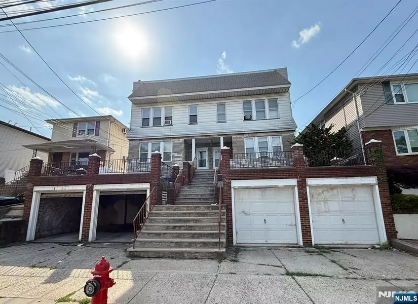165-167 Davis AVE #APT3, Kearny, NJ 07032