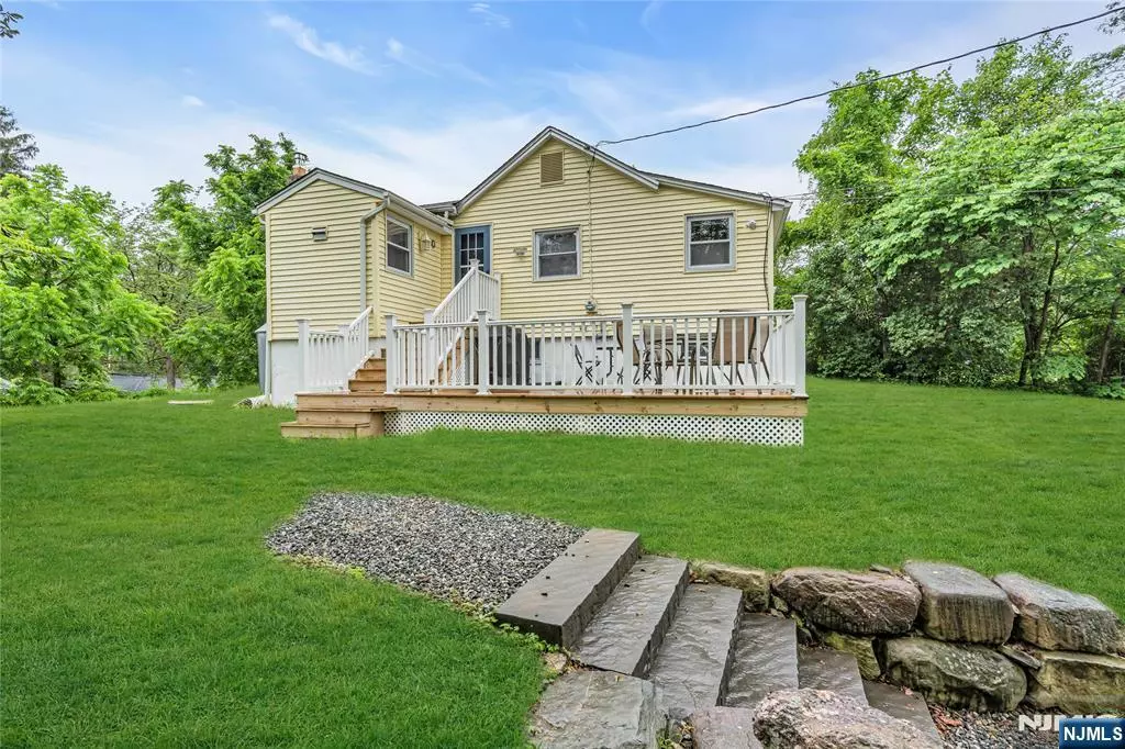 West Milford, NJ 07421,40 Kingsland RD