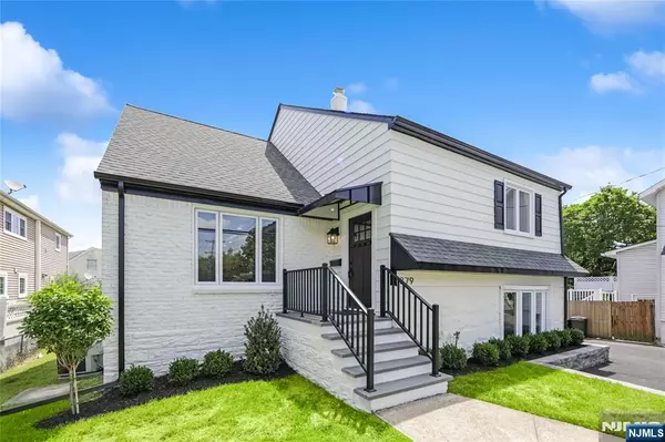 279 Washington AVE, Dumont, NJ 07628
