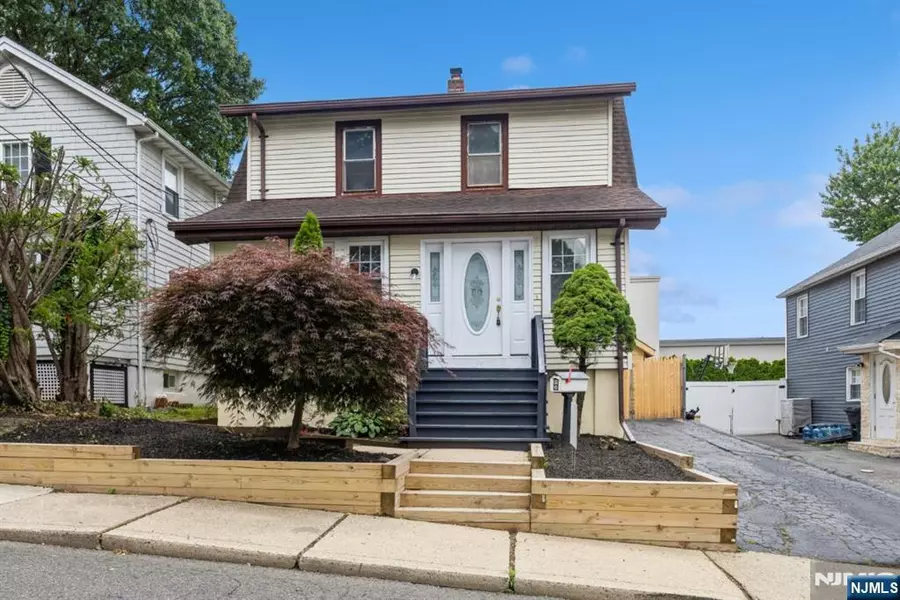 134 Highview PL, Bogota, NJ 07603