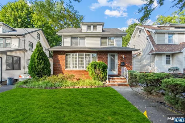 489 Maple AVE, Teaneck, NJ 07666