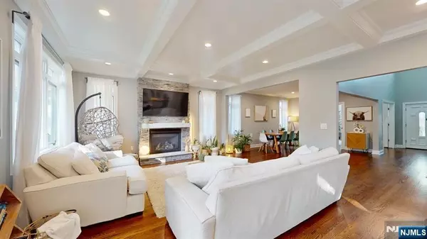 Cresskill, NJ 07626,51 Roosevelt ST