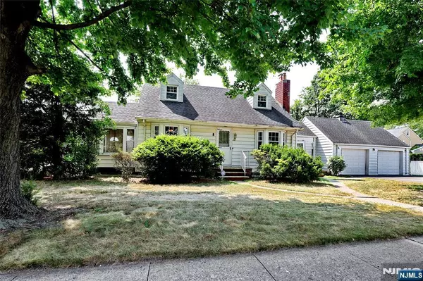 1-36 Kenneth, Fair Lawn, NJ 07410