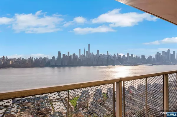 West New York, NJ 07093,6600 JFK Blvd E #16B