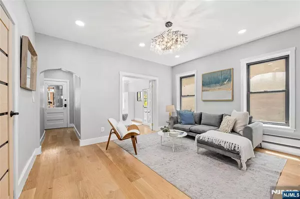 Jersey City, NJ 07306,23 Concord ST #1
