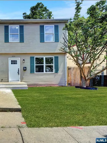 434 Halsted ST, East Orange, NJ 07018