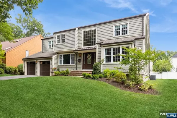 River Edge, NJ 07661,46 Eastbrook DR