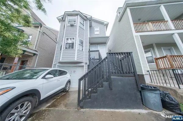 343 Hamilton AVE, Paterson, NJ 07501