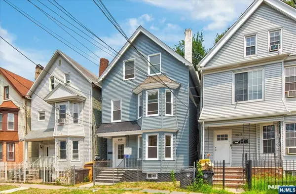 309 W 7th AVE, Newark, NJ 07107