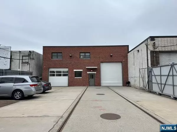 21 Ise ST, South Hackensack, NJ 07606