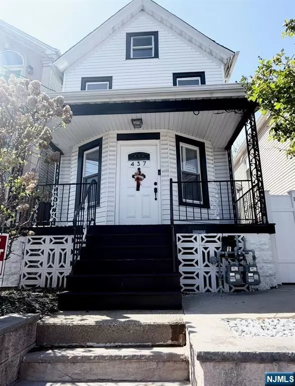 Elizabeth, NJ 07202,437 Maple AVE