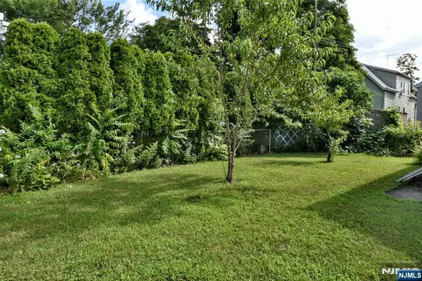 Wallington, NJ 07057,51 Van Winkle AVE