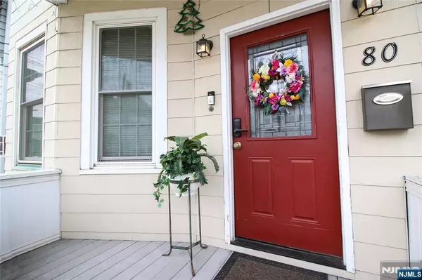 Clifton, NJ 07011,80 Russell ST