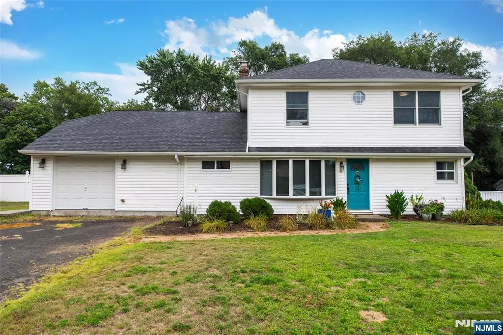 Wayne, NJ 07470,45 Leonard TER