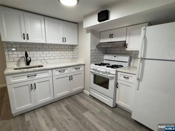 7307 Park AVE, North Bergen, NJ 07047
