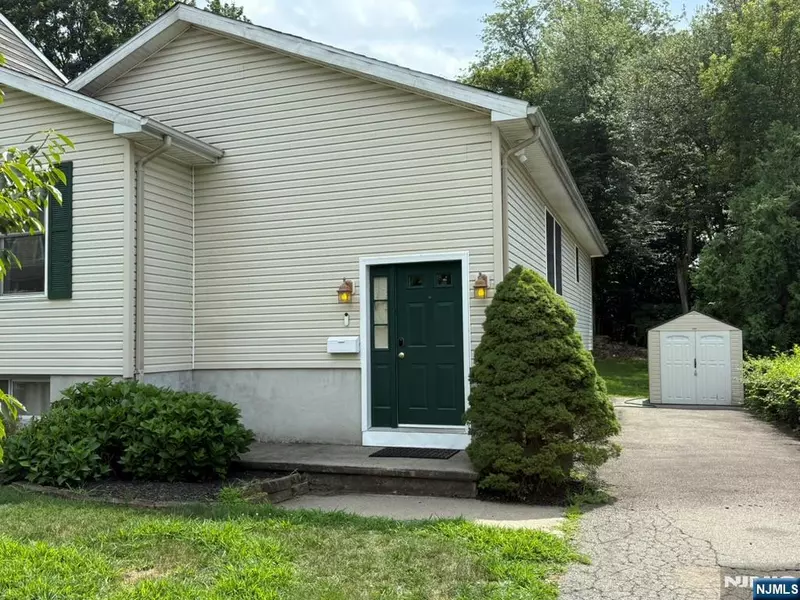 121 Reich AVE #A, Mahwah, NJ 07430
