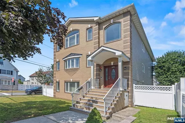 731 Stuyvesant AVE #2, Lyndhurst, NJ 07071