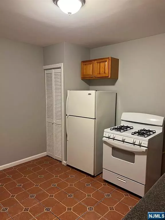 Harrison, NJ 07029,208-210 Harrison AVE #APT5