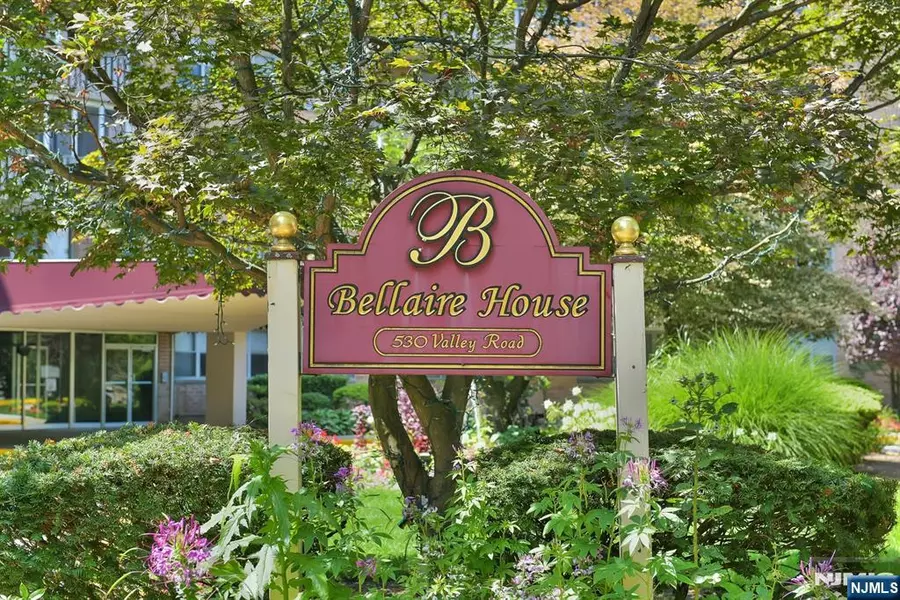 530 Valley RD #7y, Montclair, NJ 07043