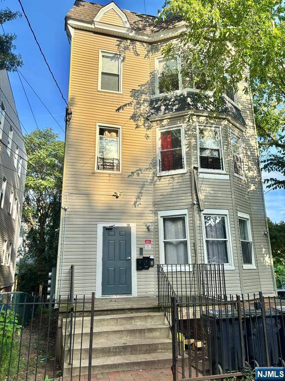 50 Seymour AVE #3 fl, Newark, NJ 07108