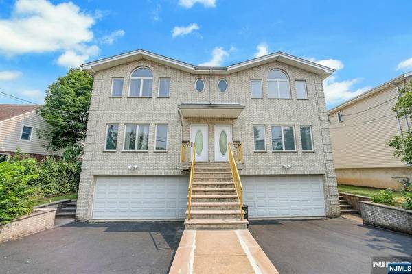 412 1st #B, Palisades Park, NJ 07650