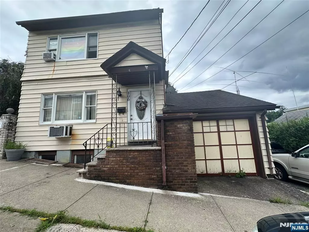 Paterson, NJ 07501,192-196 Caldwell AVE